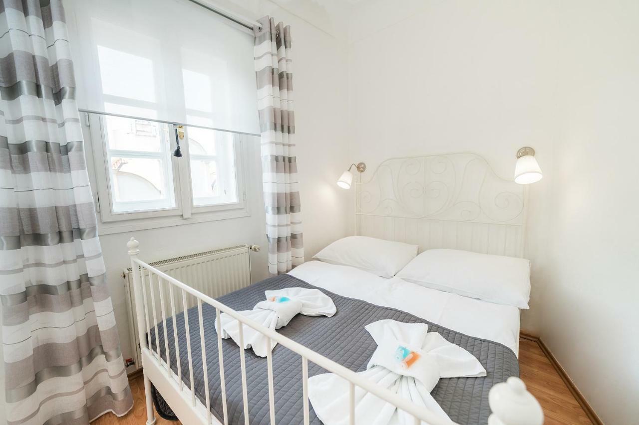 Apartments Pushkin Прага Экстерьер фото